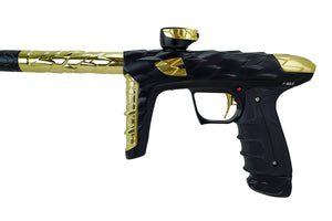 Adrenaline Luxe Idol - สีดำ Ground Zero ฝุ่นผง พร้อมดีเทลสีทองขัดเงา - Adrenaline